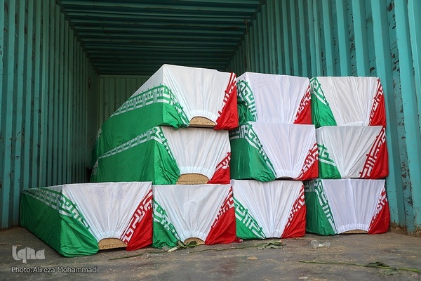 بازگشت پیکر‌های ۲۲ شهید دفاع مقدس به وطن