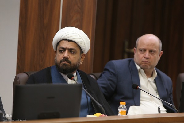 نشست کمیسیون تبلیغ و ترویج قرآن کریم