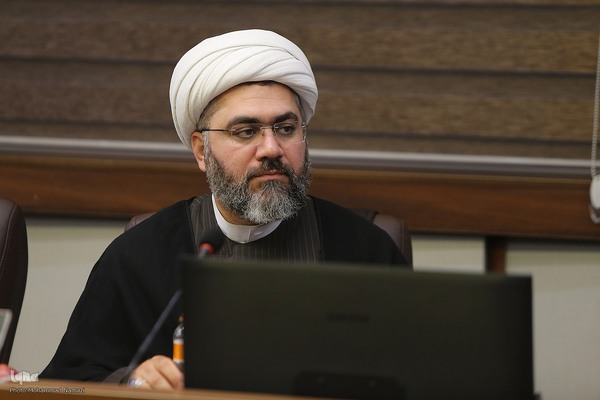 نشست کمیسیون تبلیغ و ترویج قرآن کریم