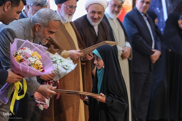 هفدهمین آیین تجلیل از حافظان قرآن