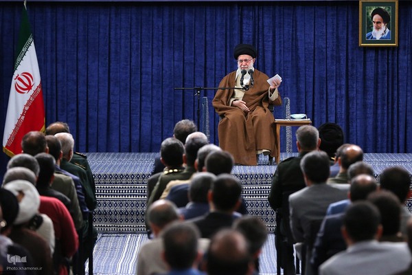 دیدار اعضای کنگره بزرگداشت شهدای استان لرستان با رهبر انقلاب