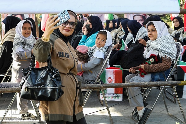 مراسم گرامیداشت شهید حسین فهمیده