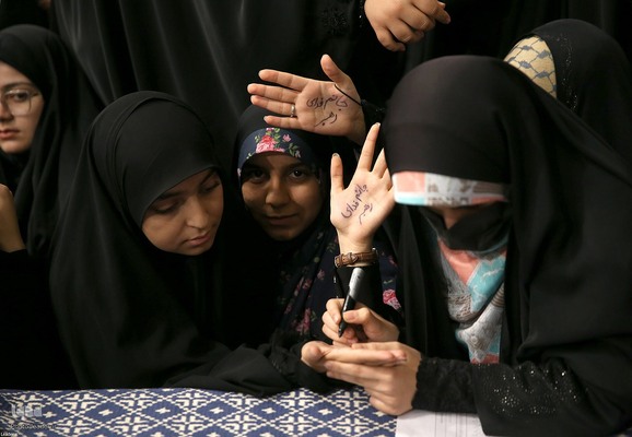 دیدار دانش‌آموزان و دانشجویان