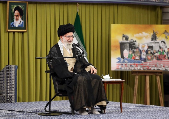 دیدار دانش‌آموزان و دانشجویان