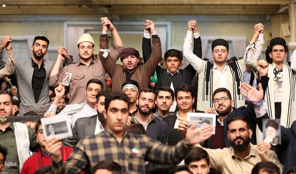 دیدار دانش‌آموزان و دانشجویان