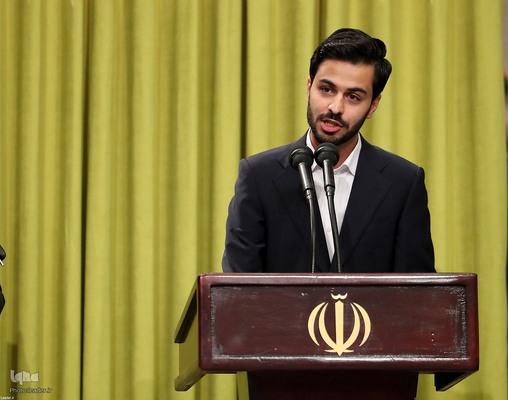 دیدار دانش‌آموزان و دانشجویان