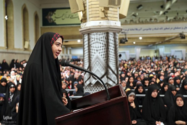 دیدار دانش‌آموزان و دانشجویان