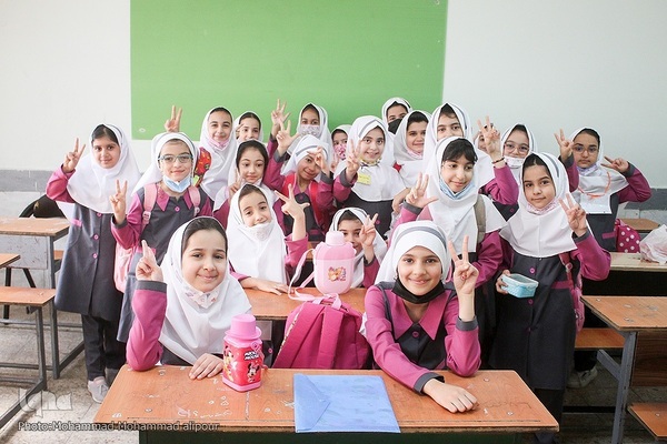 روزی به نام آینده‌سازان ایران