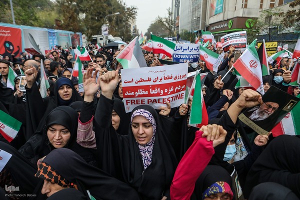 مراسم یوم‌الله ۱۳ آبان در تهران2