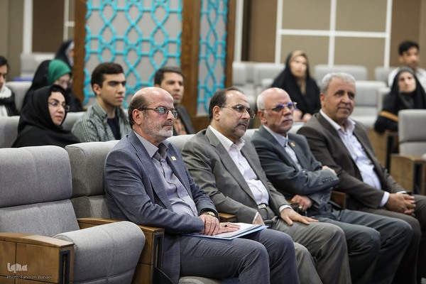آیین رونمایی از مجموعه کتاب‎های سلول‎های بنیادی پزشکی بازساختی