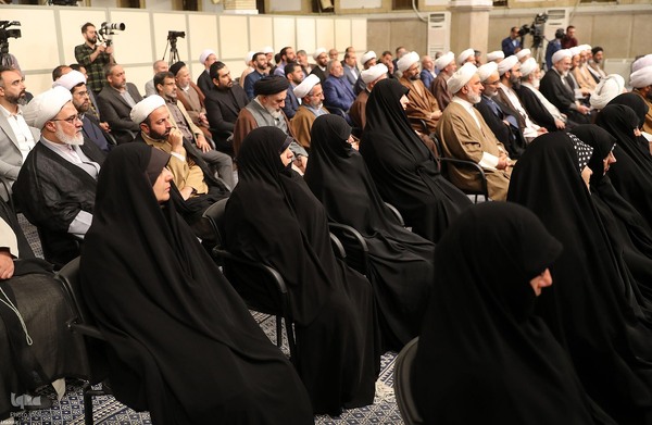 دیدار دست‌اندرکاران کنگره علامه طباطبایی با رهبر معظم انقلاب