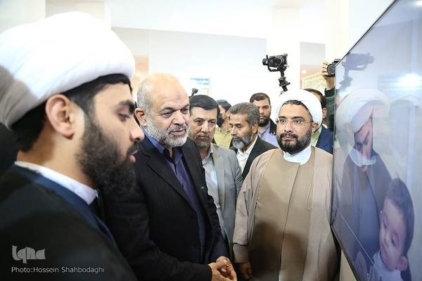 افتتاحیه نمایشگاه روایت پیشرفت