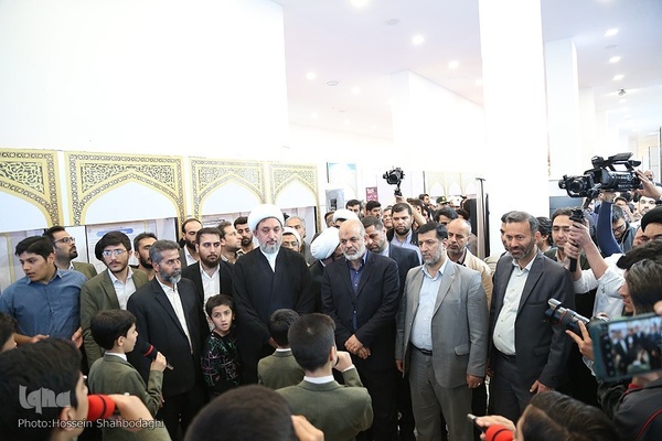 افتتاحیه نمایشگاه روایت پیشرفت