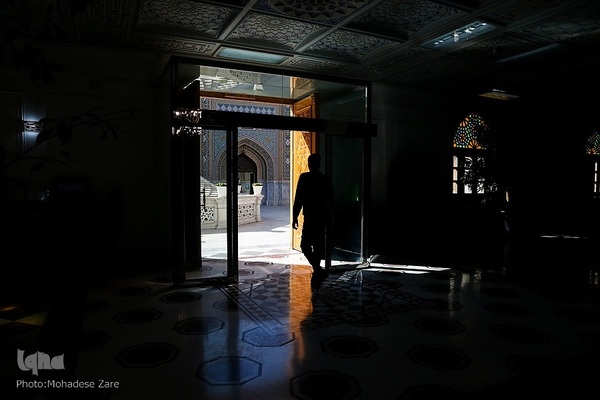 نگاهی به کتابخانه آستان قدس رضوی