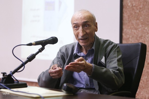 استاد اکبر ثبوت