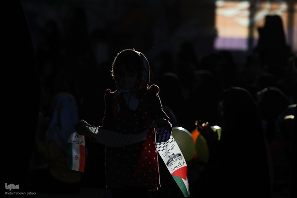 دورهمی «دل آرام» در مصلای تهران