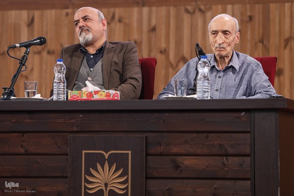 نشست کتاب ماندگار