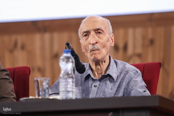 اکبر ثبوت، پژوهشگر تاریخ و تمدن اسلامی