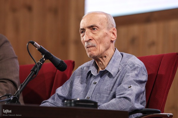 اکبر ثبوت، پژوهشگر تاریخ و تمدن اسلامی