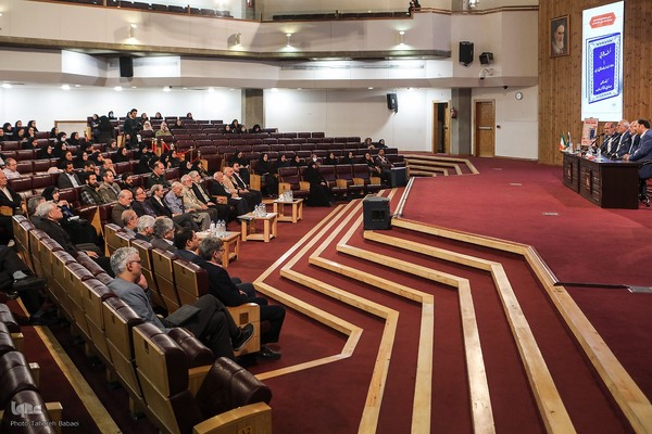 نشست کتاب ماندگار