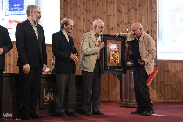 نشست کتاب ماندگار