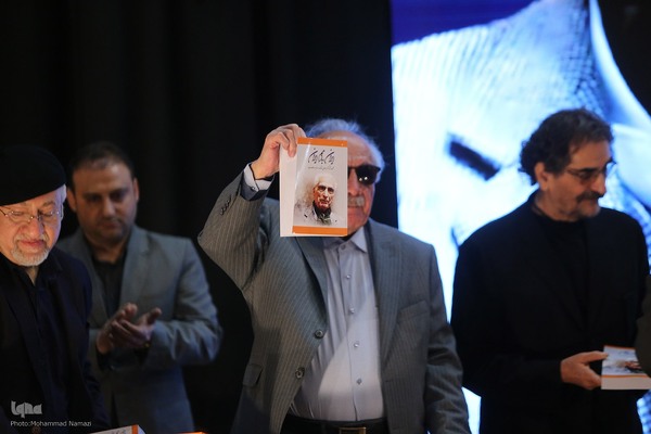 تشییع پیکر زنده‌یاد دکتر محمدعلی اسلامی ندوشن در دانشگاه تهران