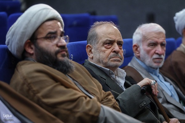 نخستین جایزه کتاب مداحان مولف و شب شعر حماسه مظلومیت و اقتدار