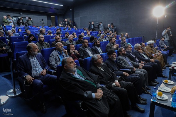 نخستین جایزه کتاب مداحان مولف و شب شعر حماسه مظلومیت و اقتدار