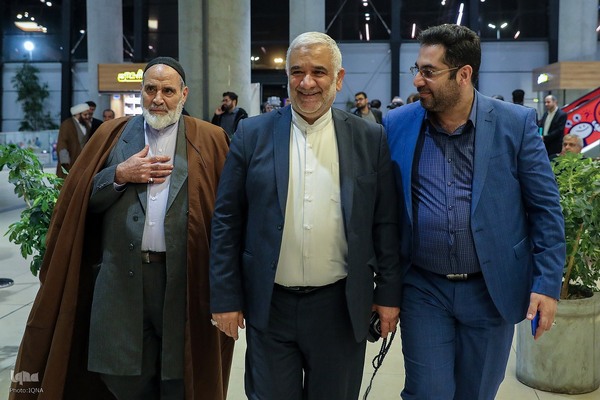 نخستین جایزه کتاب مداحان مولف و شب شعر حماسه مظلومیت و اقتدار