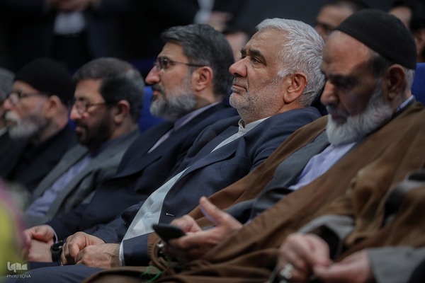 نخستین جایزه کتاب مداحان مولف و شب شعر حماسه مظلومیت و اقتدار