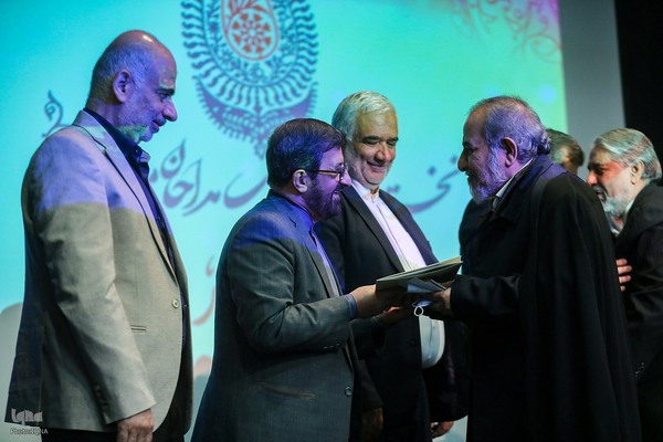 نخستین جایزه کتاب مداحان مولف و شب شعر حماسه مظلومیت و اقتدار