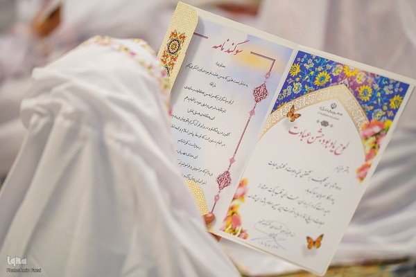 جشن تکلیف دختران در حرم شاهچراغ(ع)‎