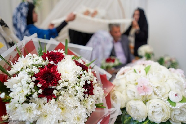 مراسم عقد زوجین در جوار حرم حضرت شاهچراغ(ع)