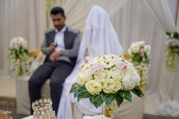 مراسم عقد زوجین در جوار حرم حضرت شاهچراغ(ع)