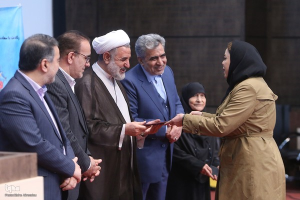 آیین بزرگداشت مقام پرستار