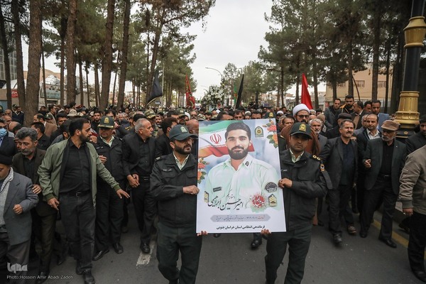 تشییع پیکر شهید مدافع امنیت امیرحسین ابراهیمی در بیرجند