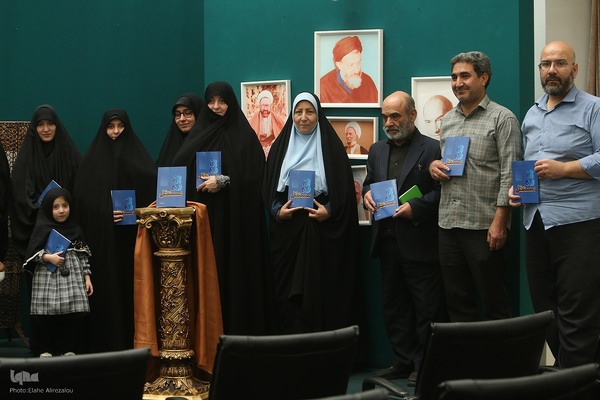 آیین رونمایی از کتاب «‌روح مستقل»