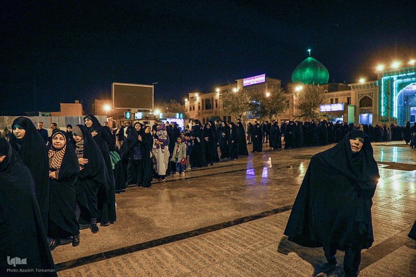 چایخانه حضرتی و توزیع غذا