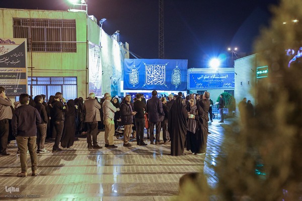 چایخانه حضرتی و توزیع غذا