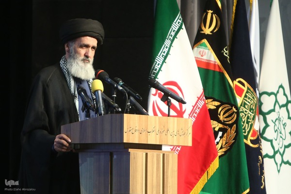 چهارمین همایش ادبی فخر ایران