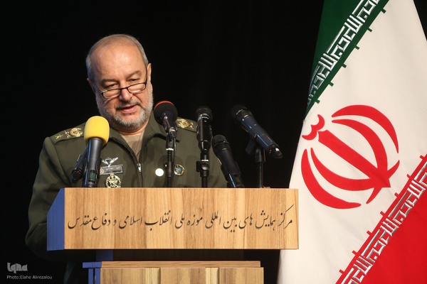 چهارمین همایش ادبی فخر ایران