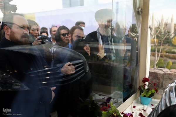 چهارمین همایش ادبی فخر ایران