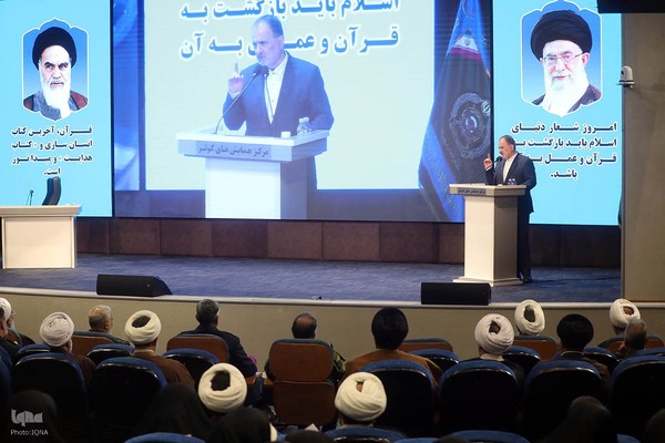 آیین تجلیل از منتخبان قرآنی ارتش