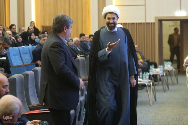 کنفرانس ملی دانش مبنا و حکمرانی سرزمینی