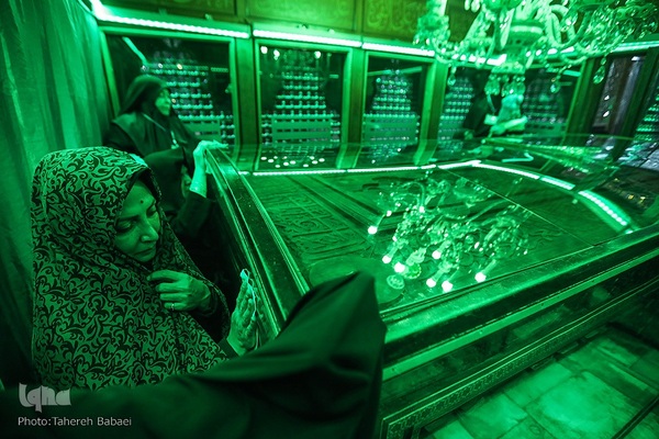 مراسم غبارروبی حرم حضرت عبدالعظیم در ایام شهادت حضرت زهرا (س)