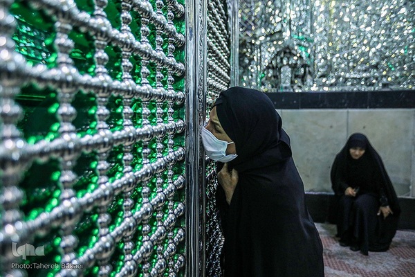 مراسم غبارروبی حرم حضرت عبدالعظیم در ایام شهادت حضرت زهرا (س)