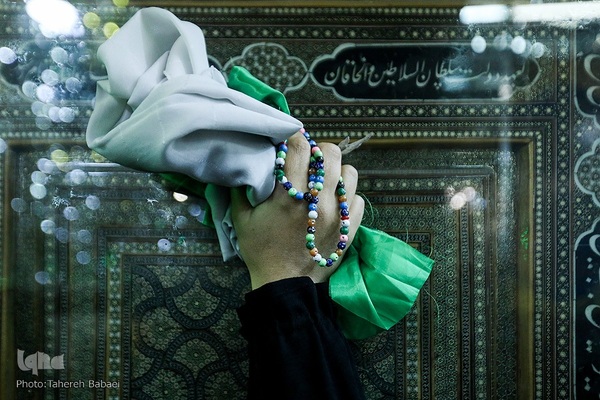 مراسم غبارروبی حرم حضرت عبدالعظیم در ایام شهادت حضرت زهرا (س)