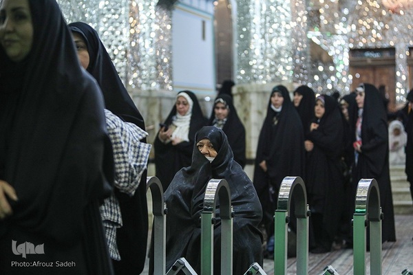 مراسم غبارروبی حرم حضرت عبدالعظیم در ایام شهادت حضرت زهرا (س)