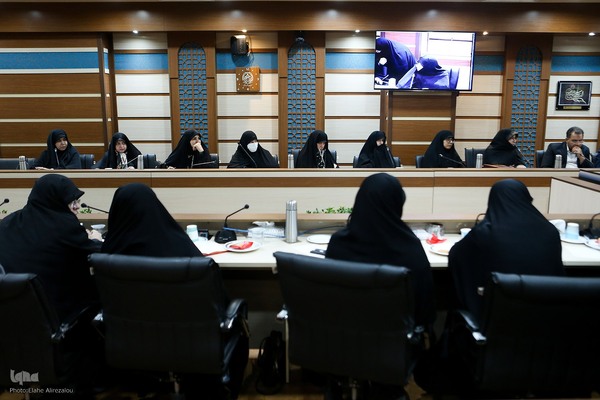 انتخاب رئیس شورای فرهنگی اجتماعی زنان