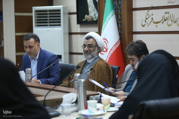 انتخاب رئیس شورای فرهنگی اجتماعی زنان